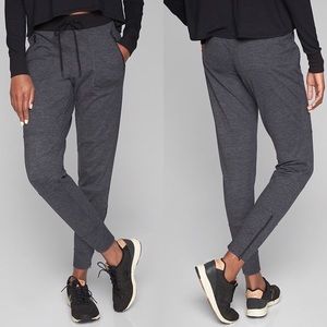 NWT Athleta Flux Street Jogger